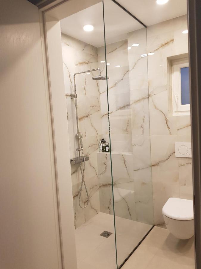 Ivory Lane Center Luxury Apartment *