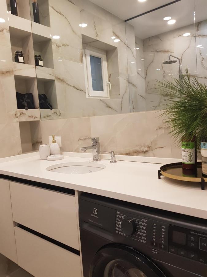 Ivory Lane Center Luxury Apartmán